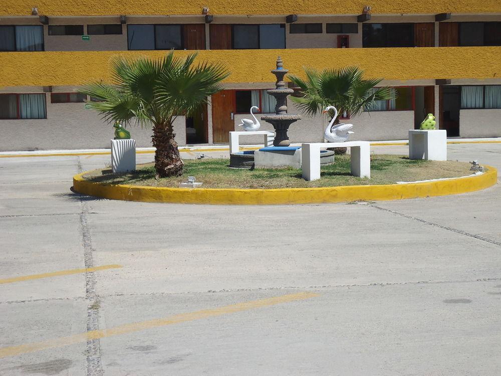 Oyo Hotel Casa Real Matehuala Exteriér fotografie