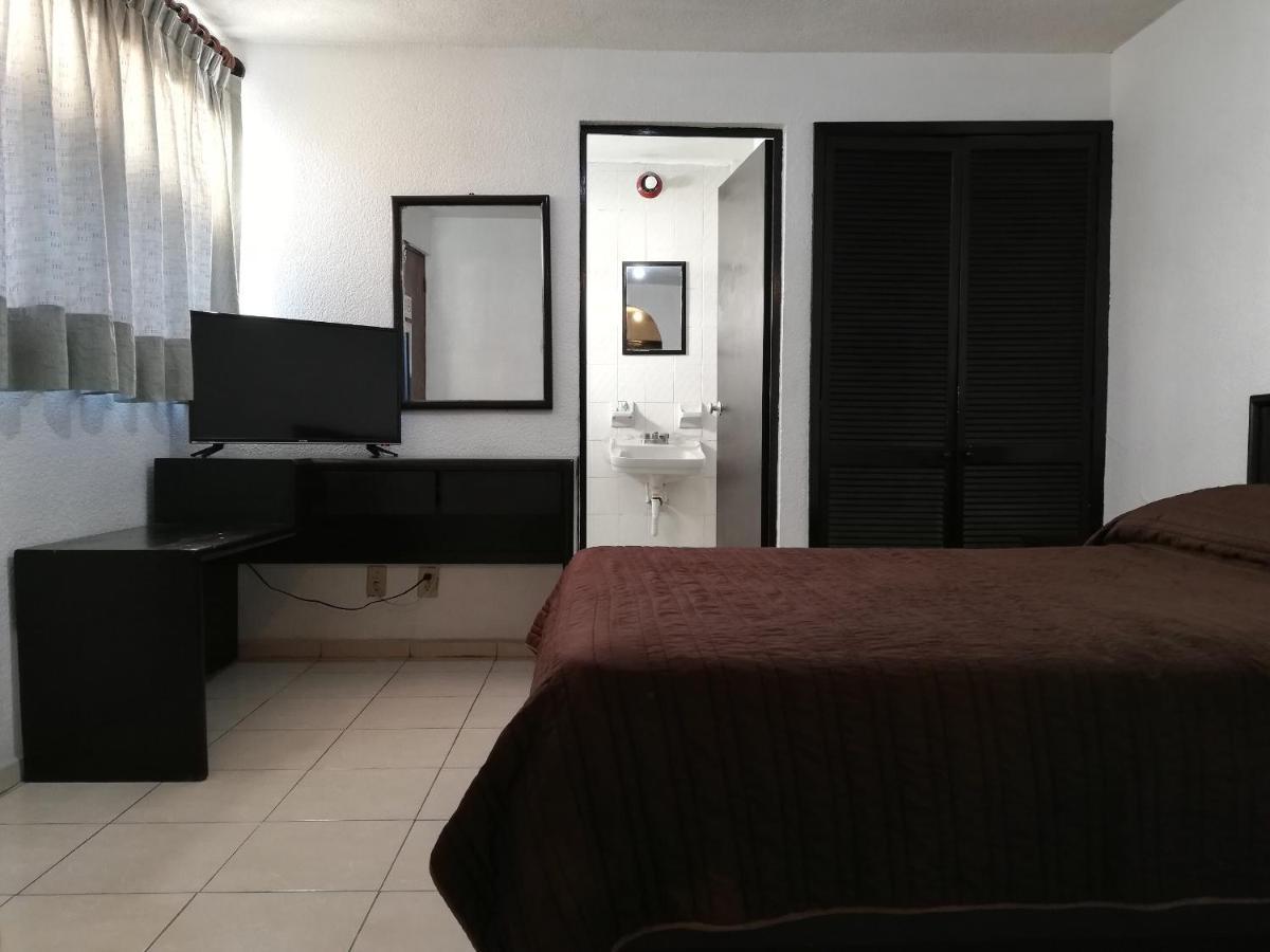 Oyo Hotel Casa Real Matehuala Exteriér fotografie